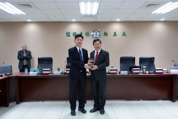 0嘉義市政府路平1_180109183241.jpg