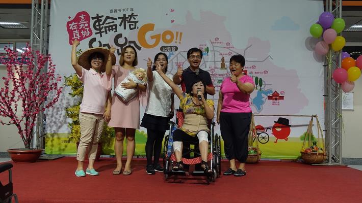 官網_小劇場合照_180702161255.jpg