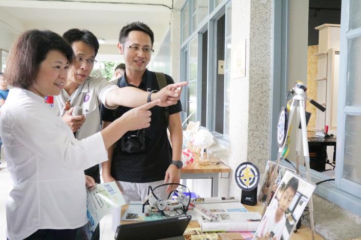 市長參觀北興國中成果作品_190527202309.jpg