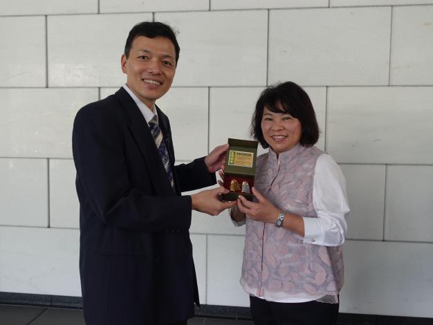 0黃敏惠市長帶隊參觀大阪市梅北開發計畫_191016122605.jpg