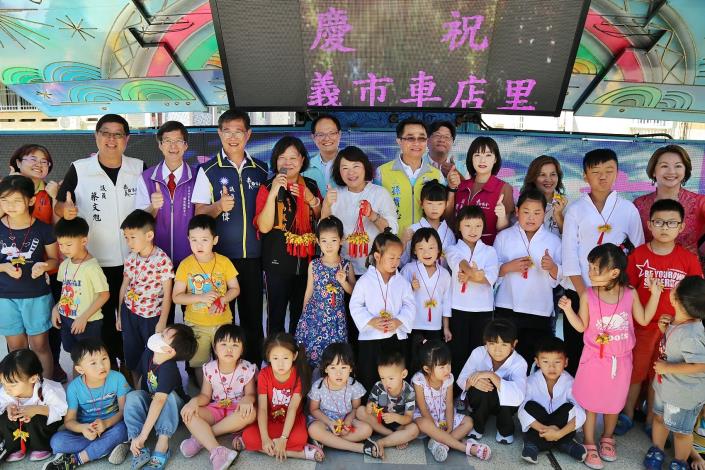 本土粽異國粽包粽大車拼共16張