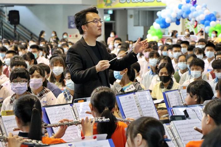 0_表演1.JPG