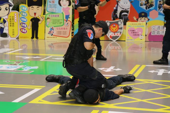 10.JPG