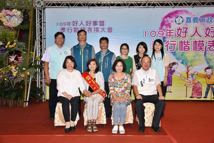 A3好人好事合照13.JPG