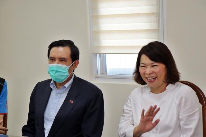 0_馬英九前總統及黃敏惠市長.JPG