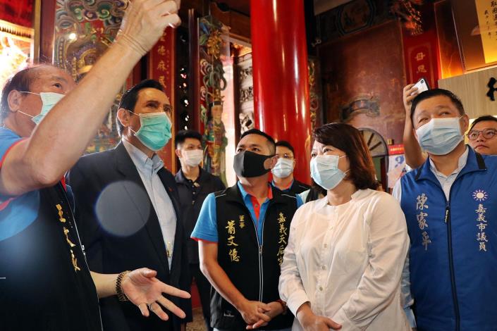 0_馬前總統了解當年題字的匾額.JPG