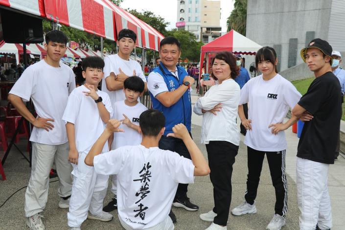 7 市長與築夢者合照.JPG
