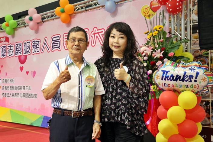 0_金質獎李南吉先生和銀質獎吳秀玲小姐合照.JPG