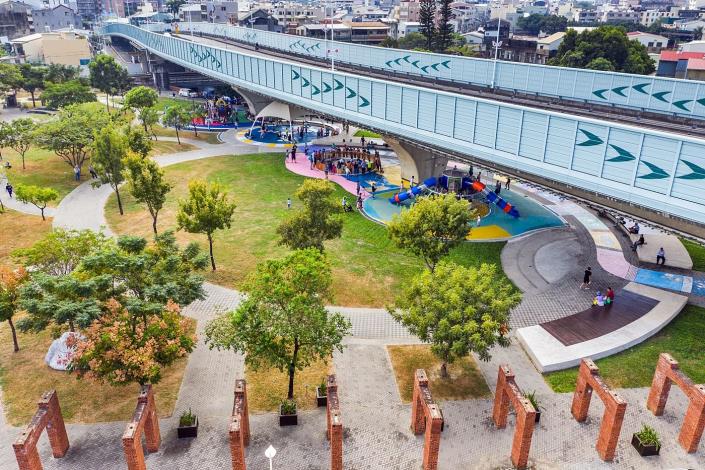 D 番仔溝公園  全齡遊戲場開放 (1).JPG