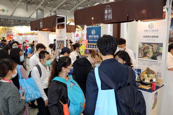 嘉市好店人山人海