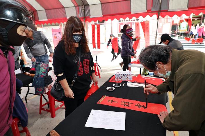 0LINE 地藏庵社教班成果展與捐血 (1).JPG