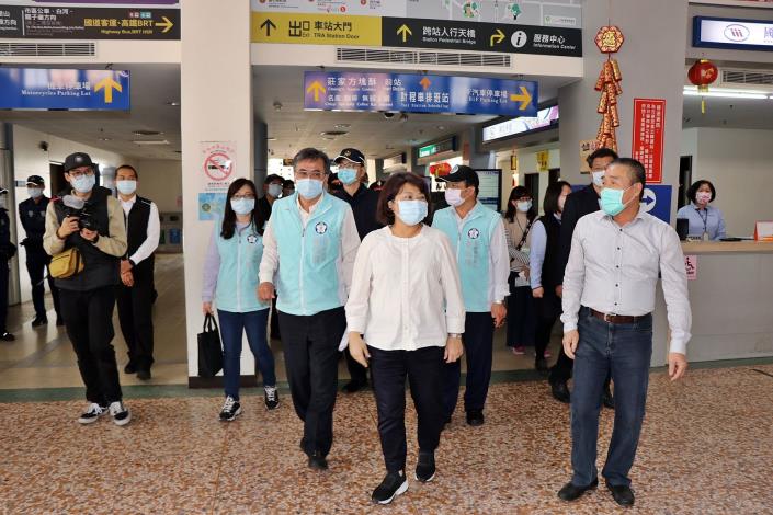 0_黃敏惠市長視察春節疏運及防疫情形3.JPG