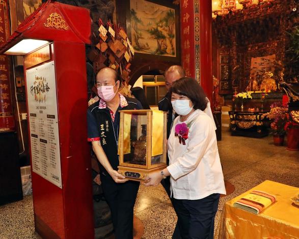 嘉義天后宮 玉三媽行百里心香路起駕 (4).JPG