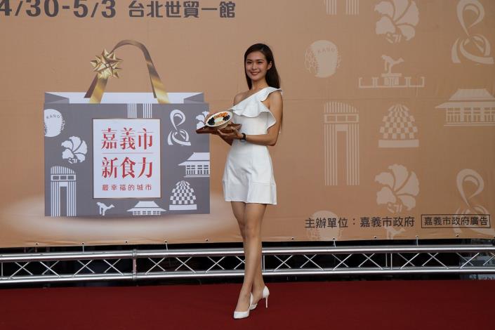 走秀3.JPG
