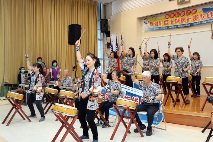 表演1.JPG