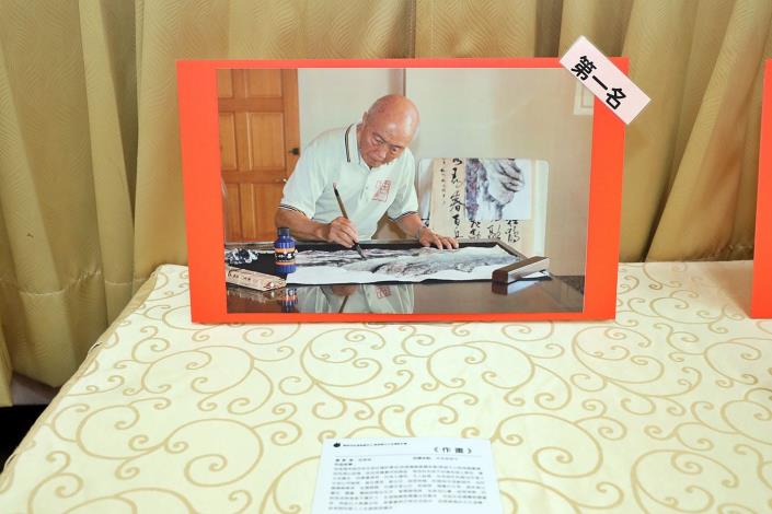 0第一名張展榕 作畫.JPG