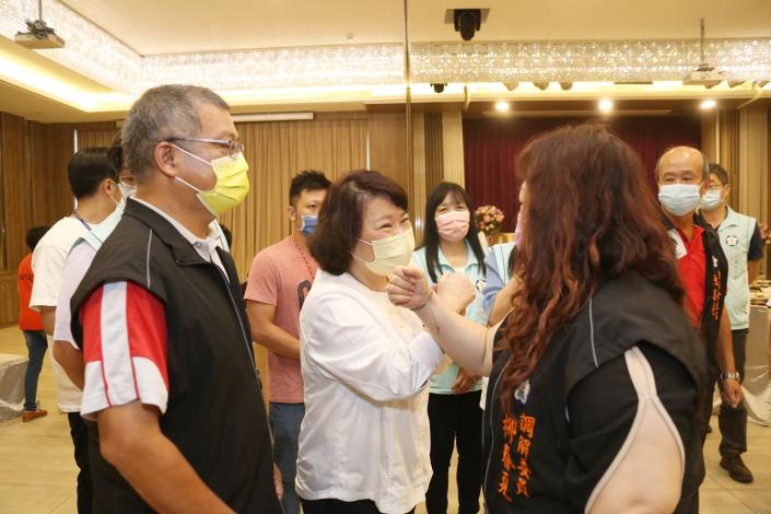 0_市長與各調解委員 (3).JPG