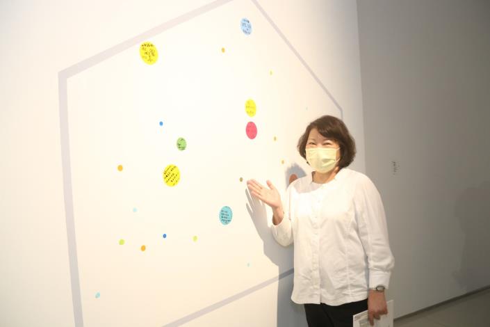 0_黃敏惠市長參觀 「由林成森」特展 (6).JPG