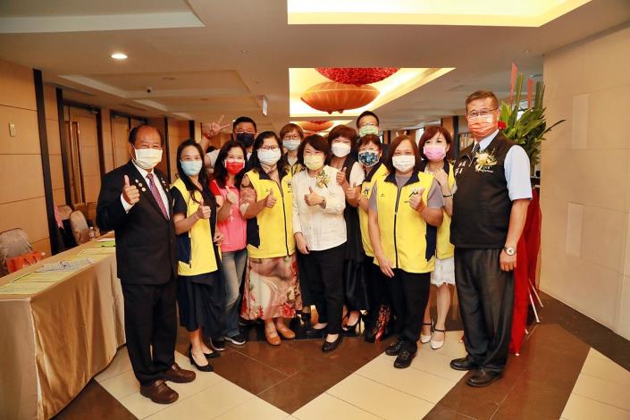 1100926_企業經理協進會  傑出經理人頒獎 .JPG