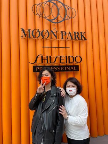 0_市長(右)、Uno店長(左)