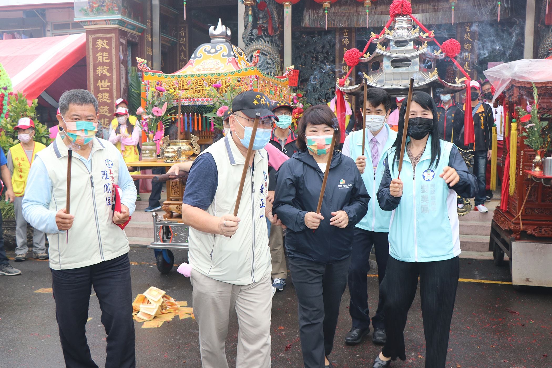 1 市長點起馬炮.JPG