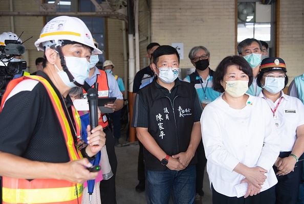 0 黃敏惠市長視察旅客改道動線