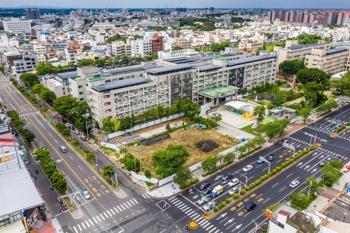 0 崇文國小空拍