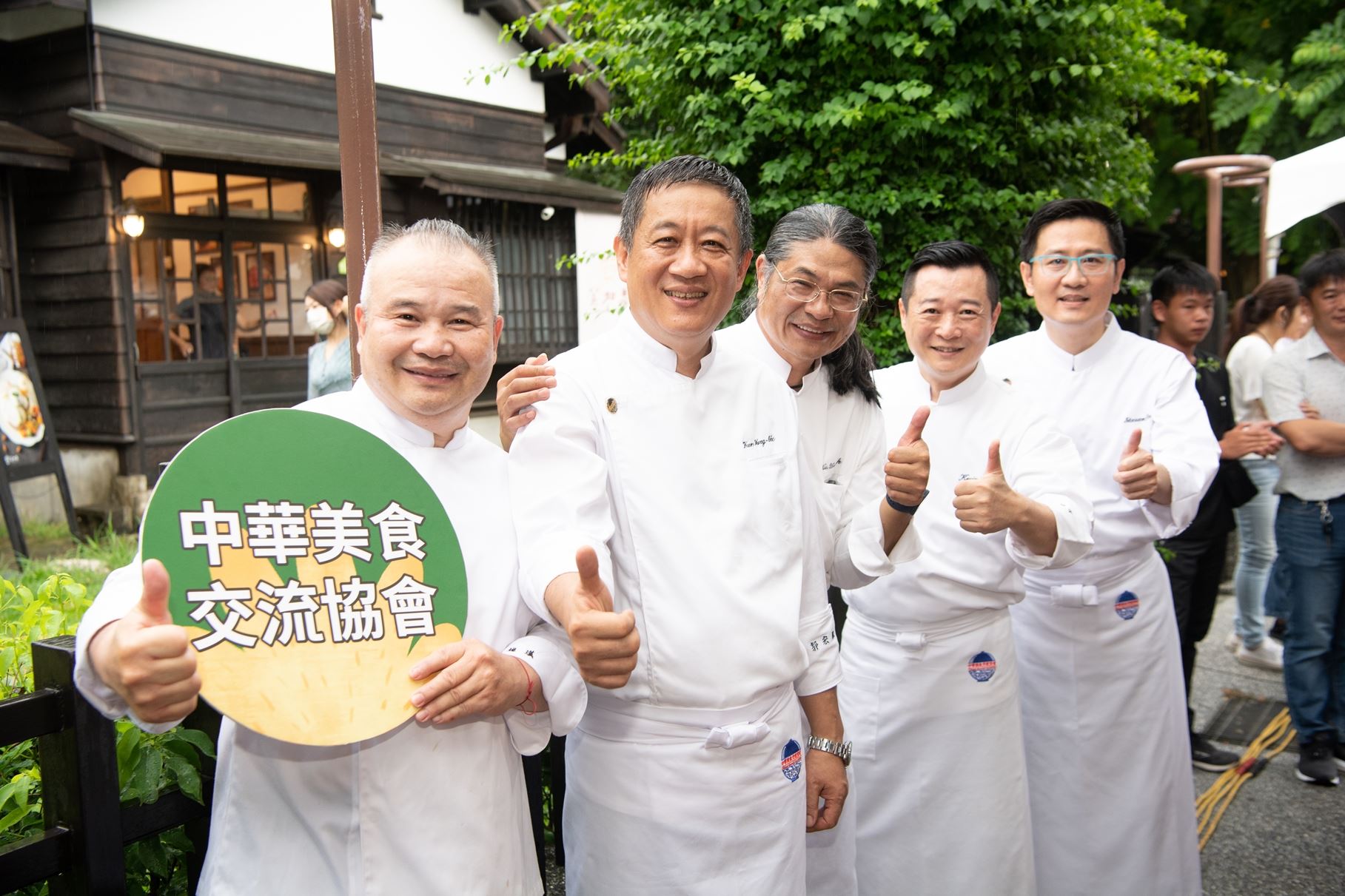 0 評審團合影