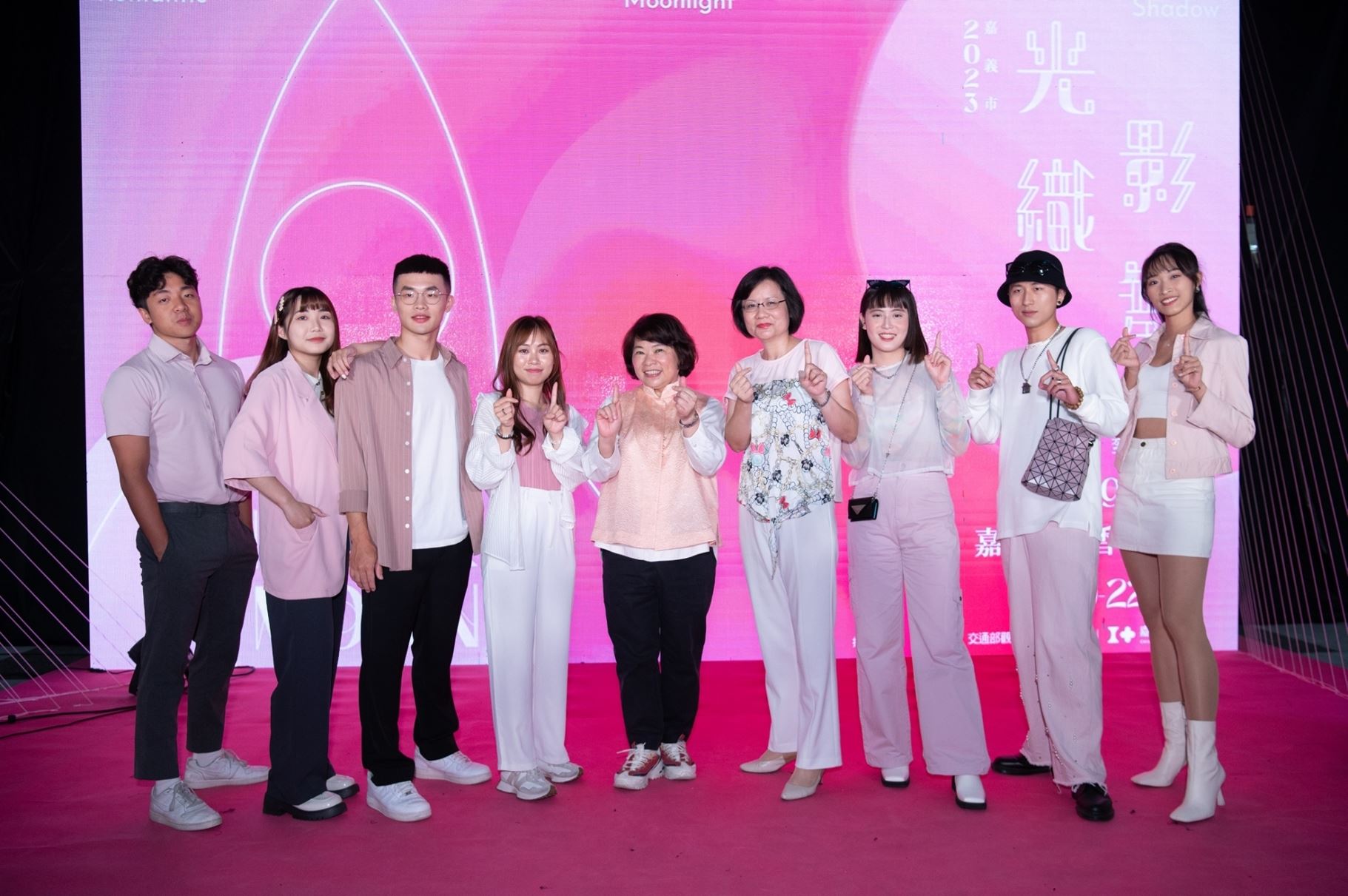 0 市長與嘉大參與dress code師生合影