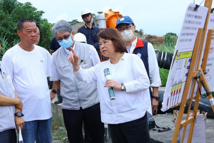 0 黃敏惠市長帶領市府團隊視察後庄直排整備 (4)