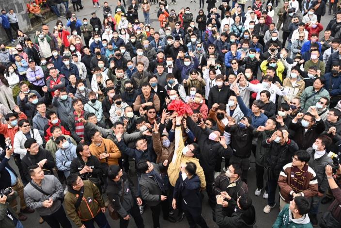 0 報名男性盼爭得繡球覓良緣