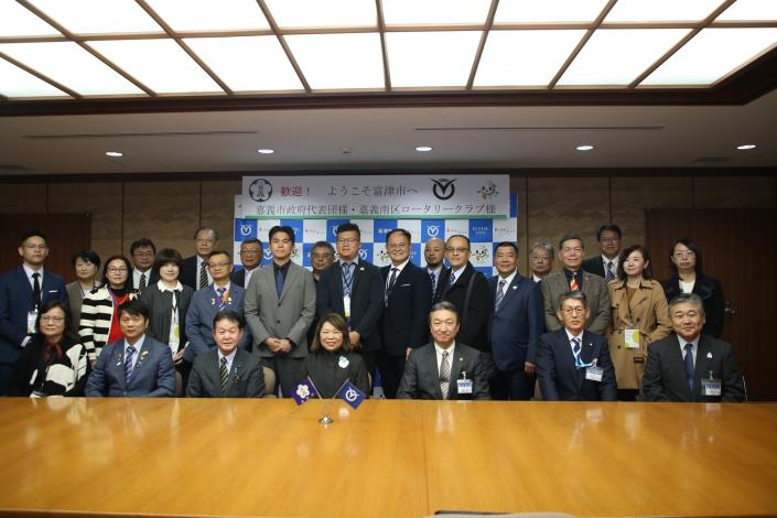 0 市府團隊與富津市府團隊合影.JPG