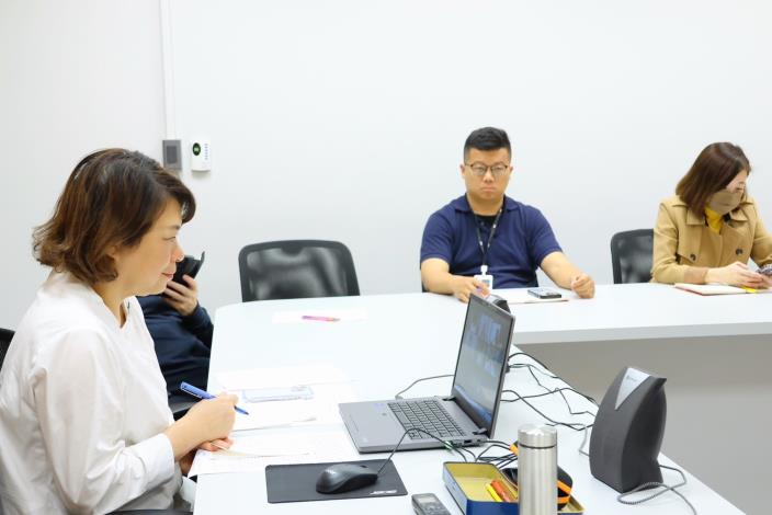 0 黃敏惠市長與中台灣七縣市首長共同召開線上會議 力求安定民心、顧民生 (3)