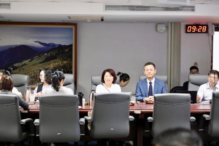 0_黃敏惠市長親上火線爭取北港路開發案 (1)_0