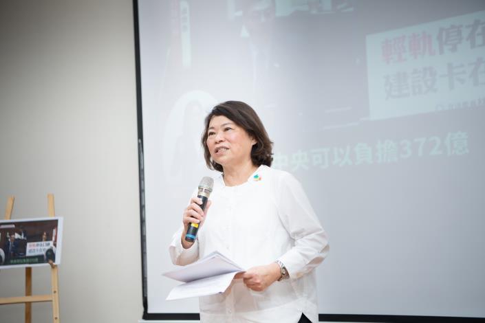 0 黃敏惠市長持續爭取高鐵聯外輕軌建設 盼中央信守承諾 (2)