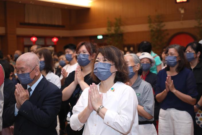 0_黃敏惠市長參加浴佛大典 祈願社會祥和 (1).JPG