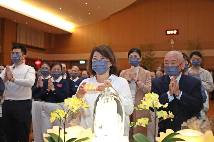 0_黃敏惠市長參加浴佛大典 祈願社會祥和 (3).JPG