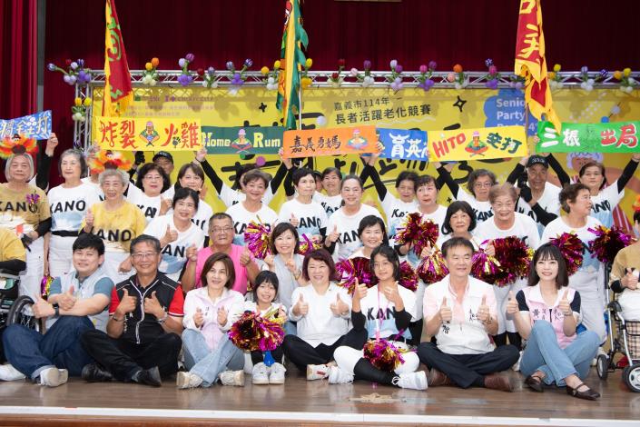 0_市長與育英築夢隊表演