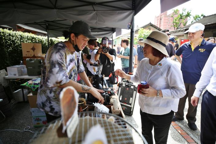 0_市長尋攤 (2).JPG