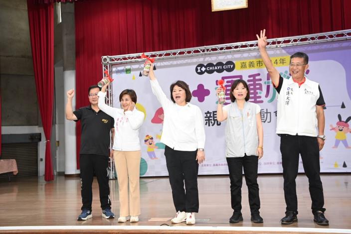0 市長為賽事鳴笛