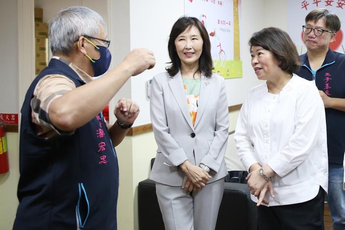 0_王李慈善基金會湯宏忠執行長解說.JPG