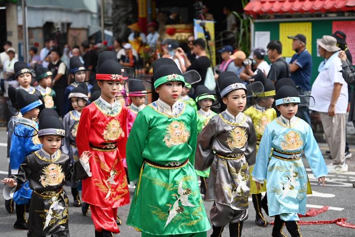 0_嘉義城隍夜巡 九尊城隍齊聚共祈國泰民安 黃敏惠市長「人在 神在 嘉義就在」 (2)
