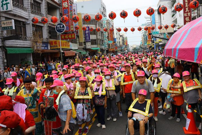 0_嘉義城隍夜巡 九尊城隍齊聚共祈國泰民安 黃敏惠市長「人在 神在 嘉義就在」 (8).JPG