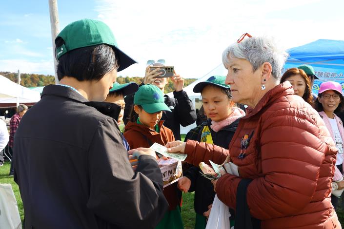 0 孩子們自信參與市集 行銷嘉義市名產與城市_0