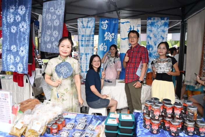 0_現場有多元市集與宣導攤位 (4)