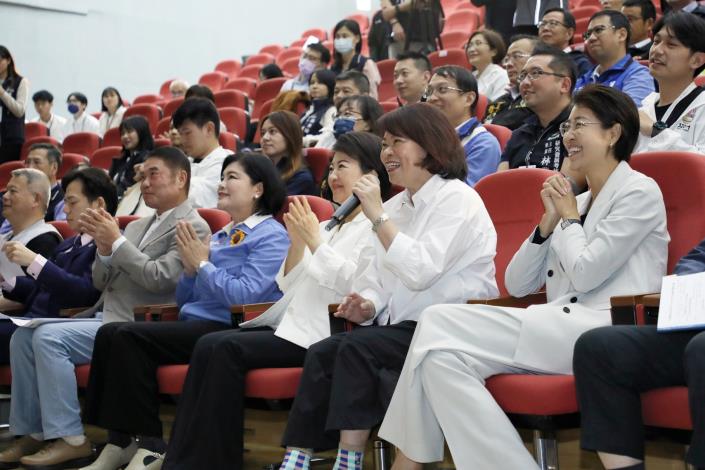 0_中台灣區域治理平台 8縣市正副首長齊聚.JPG