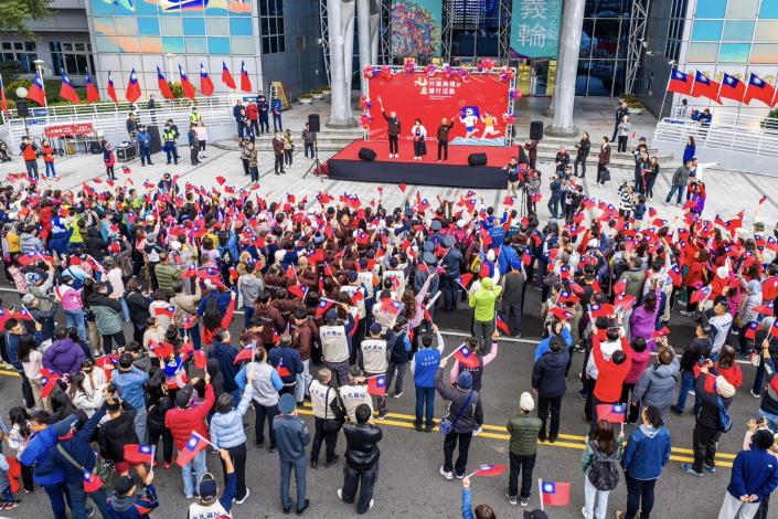 0 迎接新年 黃敏惠市長盼攜手市民共同成就嘉義的美好 (2)