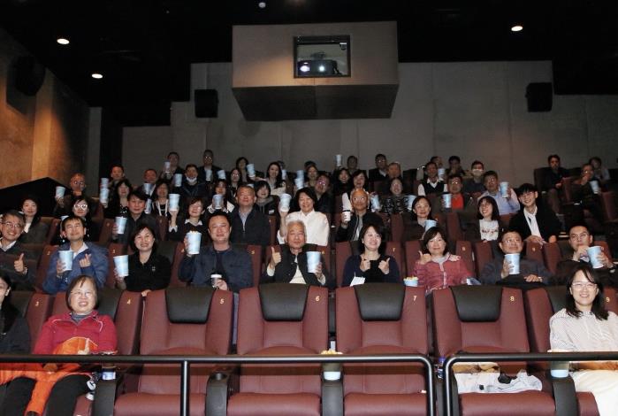 從嘉義市出發 登上世界之巔！《冠軍之路》熱血上映　黃敏惠市長號召觀影感受棒球精神與團隊力量 (1)