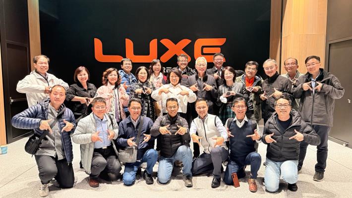 從嘉義市出發 登上世界之巔！《冠軍之路》熱血上映　黃敏惠市長號召觀影感受棒球精神與團隊力量 (5)