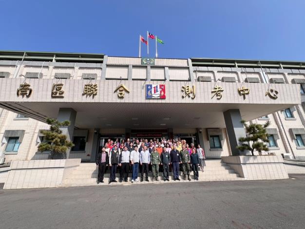 0_黃敏惠市長率市府團隊以及各社團春節勞軍 (3)